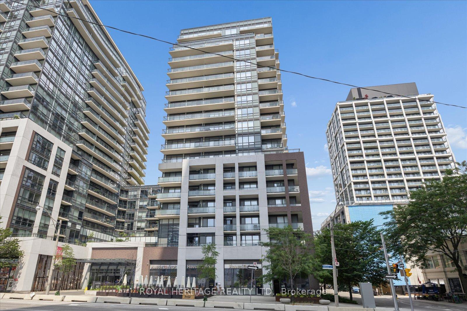 Photo 3 of Unit PH 122, 460 Adelaide Street E, Toronto, Moss Park — HOMEH