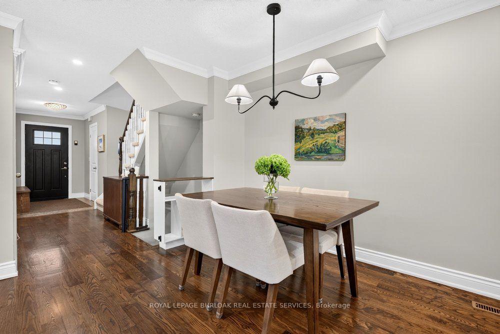 Photo 10 of 2354 Marine Drive, Oakville, Bronte — HOMEH