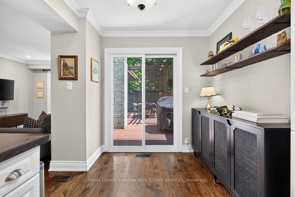 Photo 18 of 2354 Marine Drive, Oakville, Bronte — HOMEH