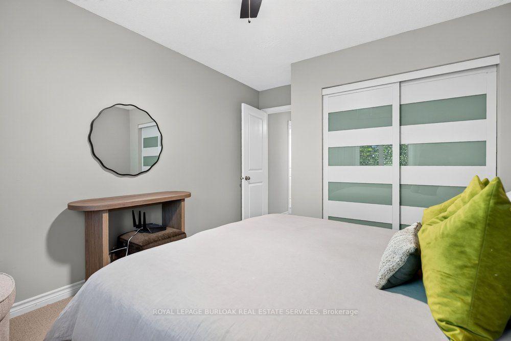 Photo 29 of 2354 Marine Drive, Oakville, Bronte — HOMEH