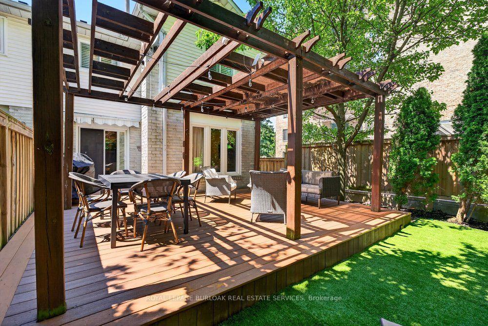 Photo 44 of 2354 Marine Drive, Oakville, Bronte — HOMEH