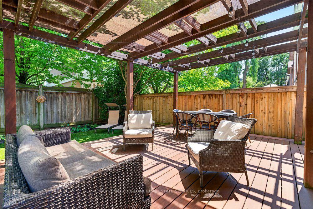 Photo 47 of 2354 Marine Drive, Oakville, Bronte — HOMEH
