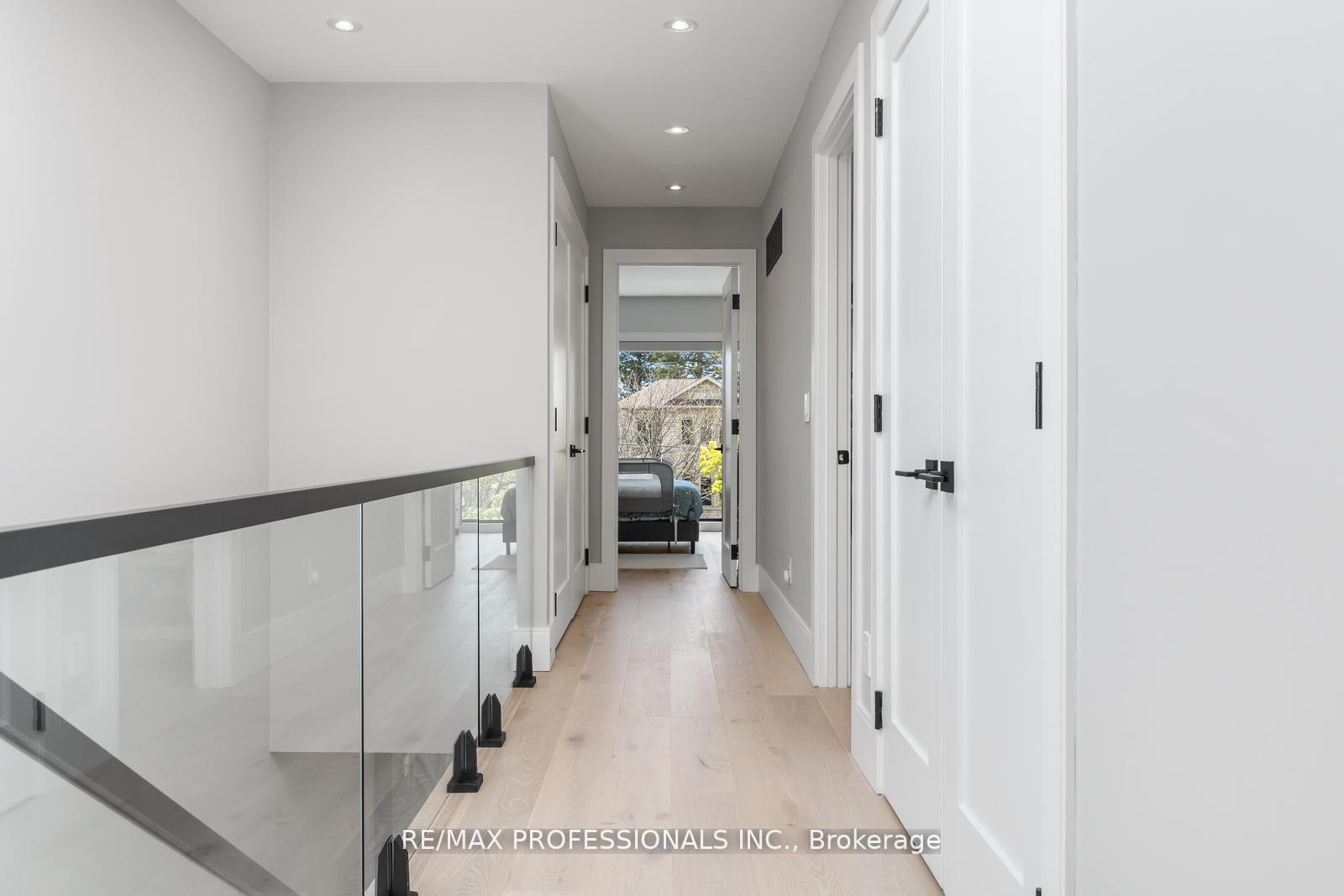 Photo 28 of 216 Aldercrest Road, Etobicoke, Alderwood — HOMEH