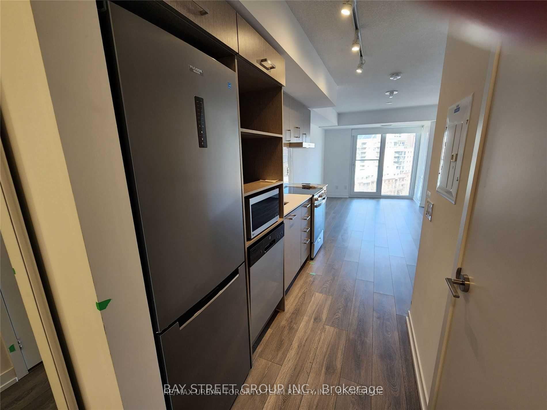 Photo 3 of Unit 1010, 219 Dundas Street E, Toronto, Moss Park — HOMEH