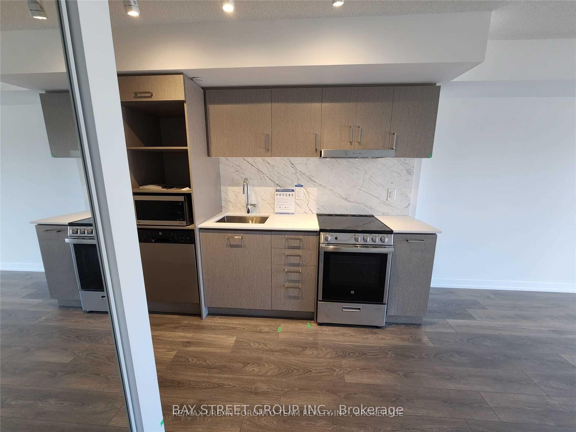 Photo 5 of Unit 1010, 219 Dundas Street E, Toronto, Moss Park — HOMEH