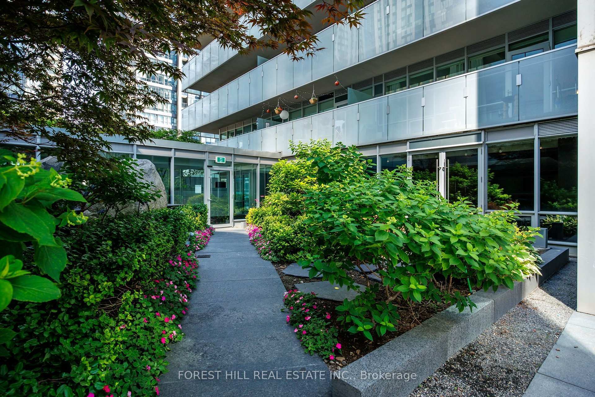 Photo 2 of Unit 1410, 80 John Street, Toronto, Waterfront Communities — HOMEH