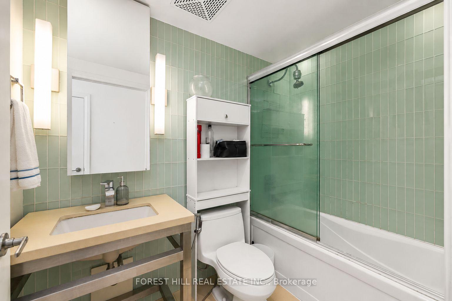 Photo 11 of Unit 1410, 80 John Street, Toronto, Waterfront Communities — HOMEH