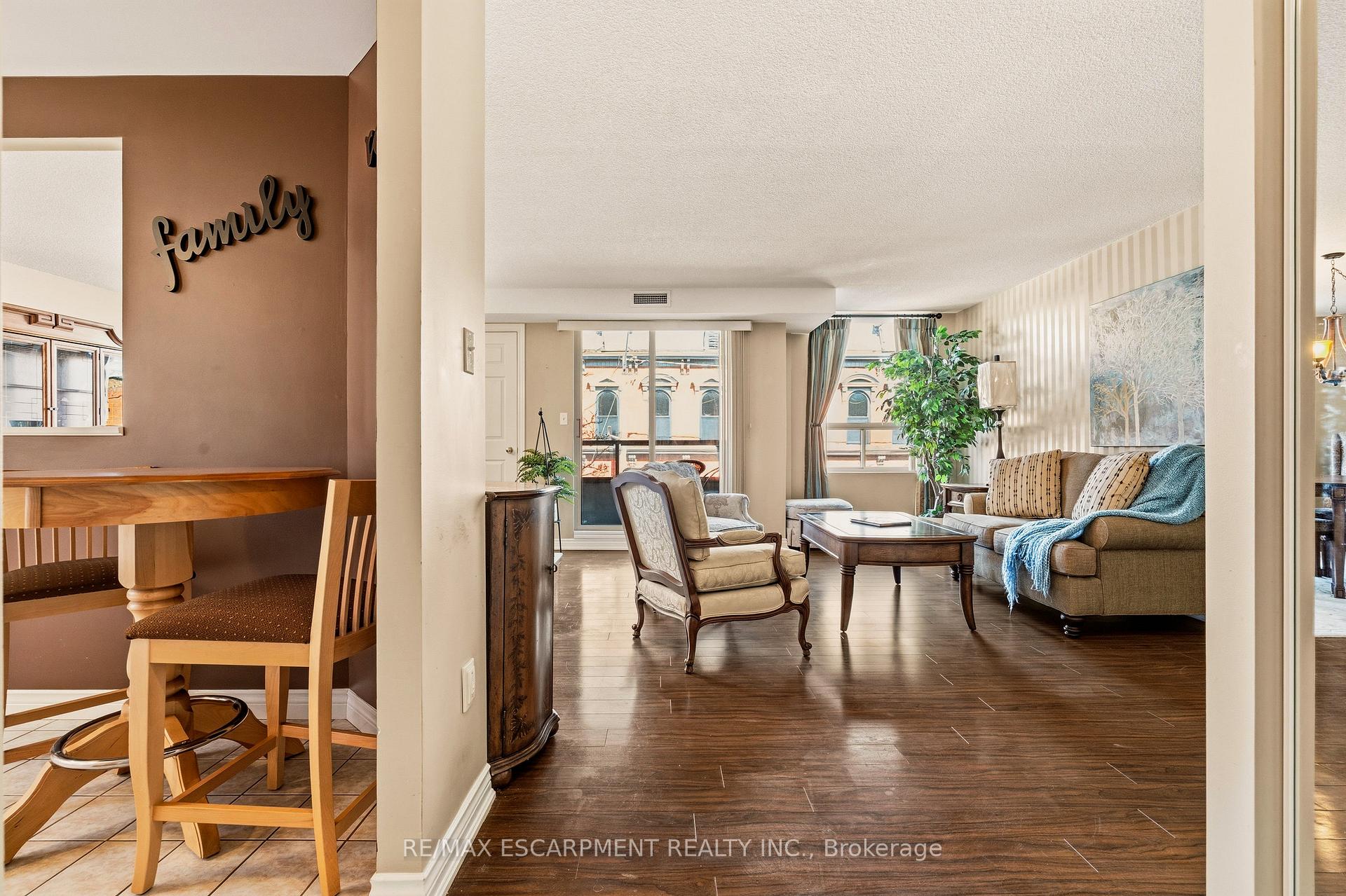 Photo 3 of Unit 203, 8 Main Street, Hamilton, Dundas — HOMEH