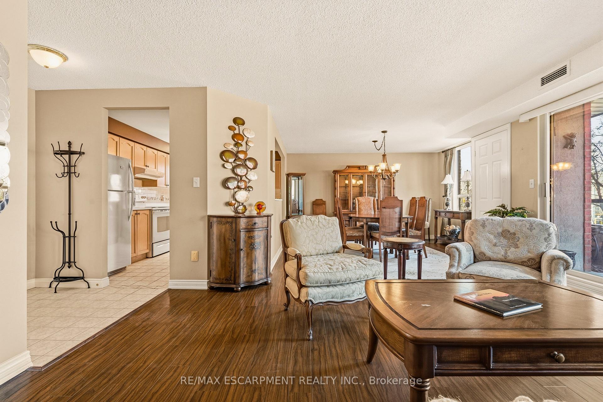 Photo 16 of Unit 203, 8 Main Street, Hamilton, Dundas — HOMEH