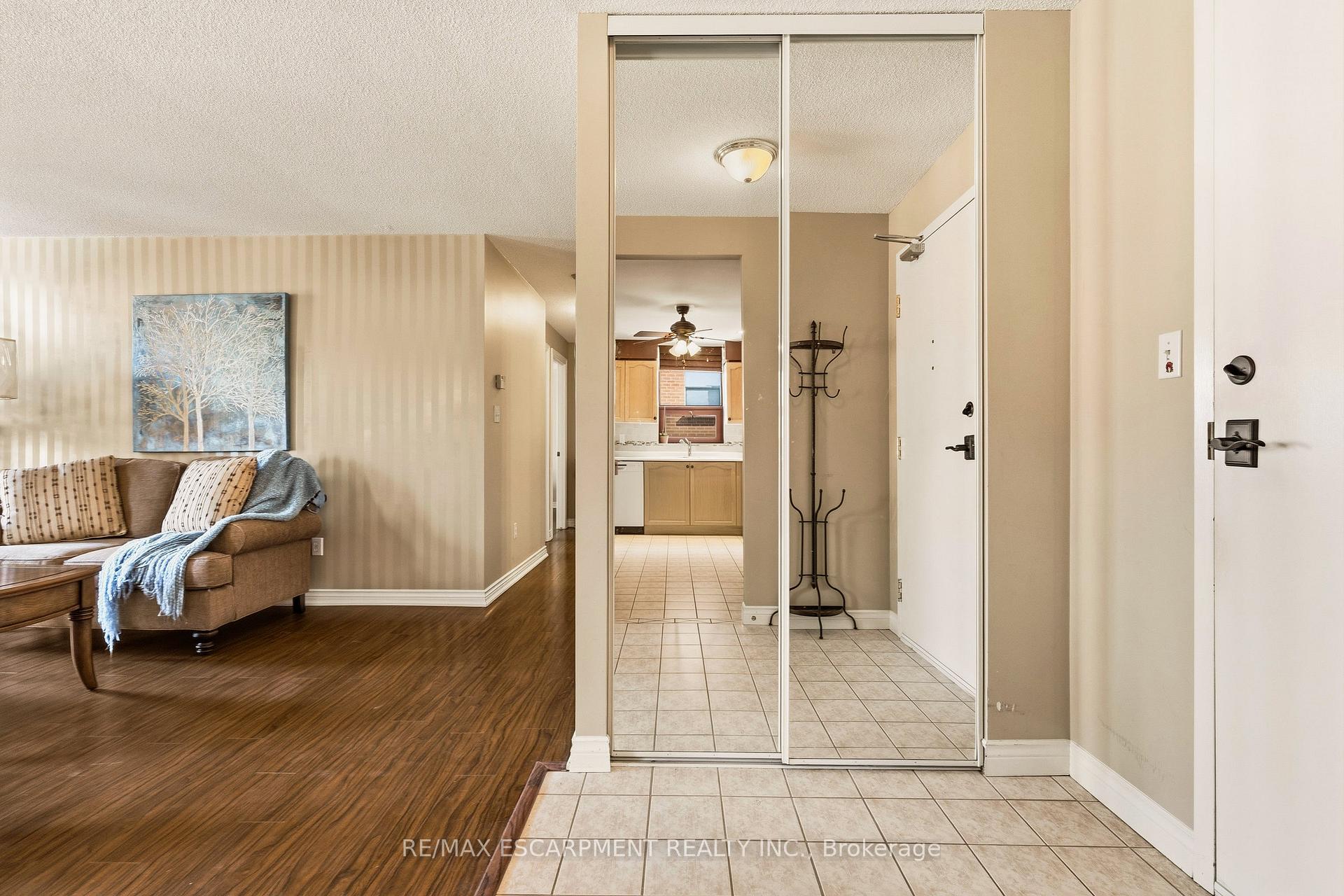 Photo 19 of Unit 203, 8 Main Street, Hamilton, Dundas — HOMEH