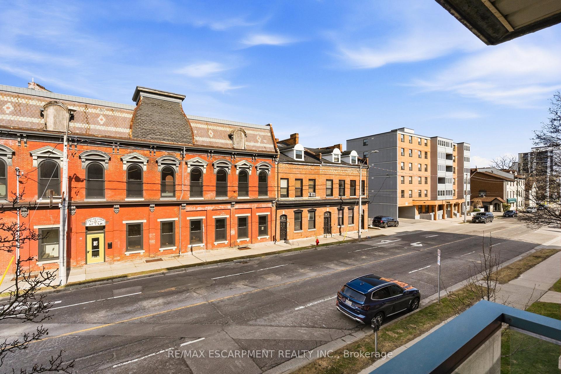 Photo 32 of Unit 203, 8 Main Street, Hamilton, Dundas — HOMEH