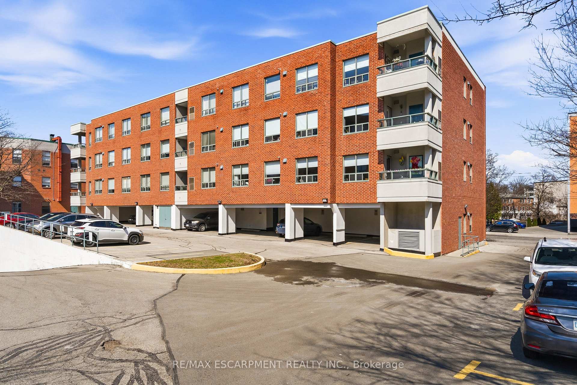 Photo 36 of Unit 203, 8 Main Street, Hamilton, Dundas — HOMEH