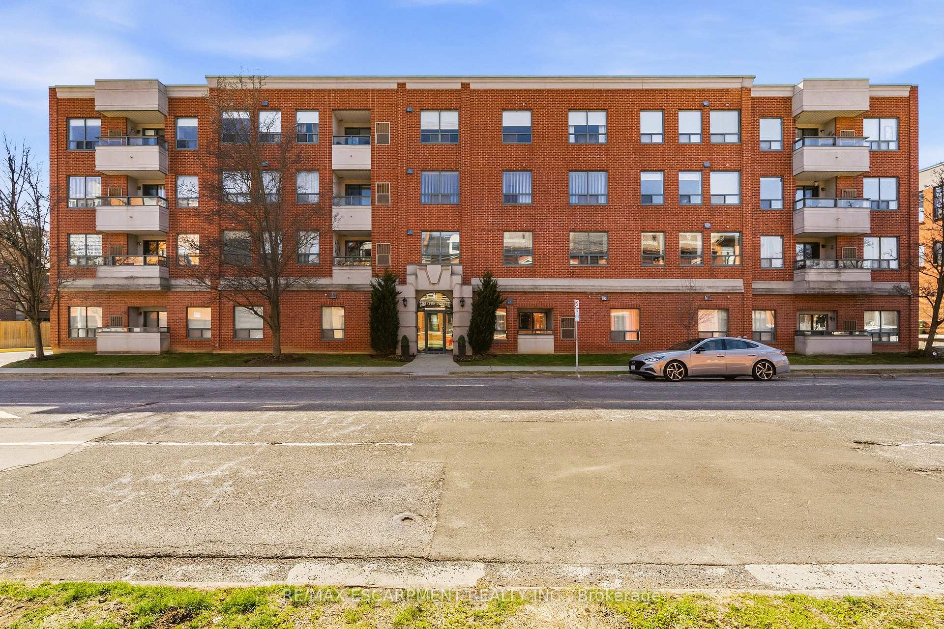 Photo 38 of Unit 203, 8 Main Street, Hamilton, Dundas — HOMEH