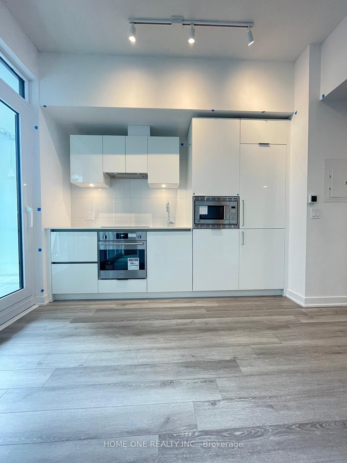 Photo 1 of Unit 2113, 230 Simcoe Street, Toronto, Kensington-Chinatown — HOMEH