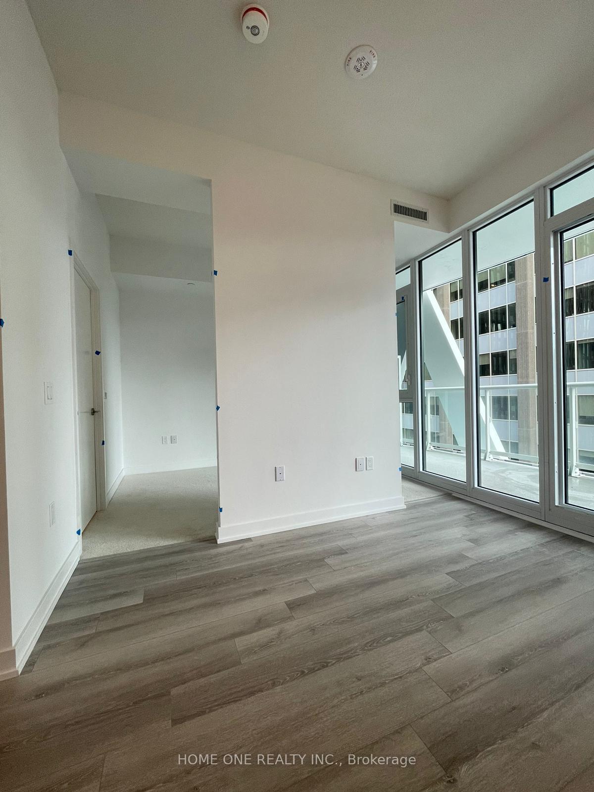 Photo 9 of Unit 2113, 230 Simcoe Street, Toronto, Kensington-Chinatown — HOMEH