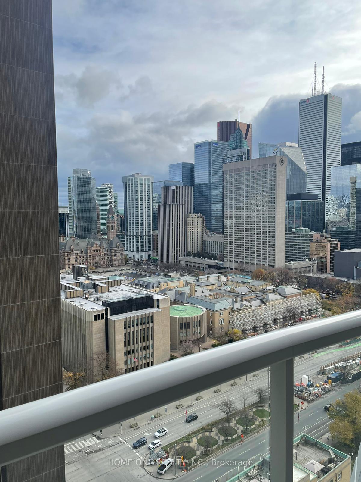Photo 13 of Unit 2113, 230 Simcoe Street, Toronto, Kensington-Chinatown — HOMEH