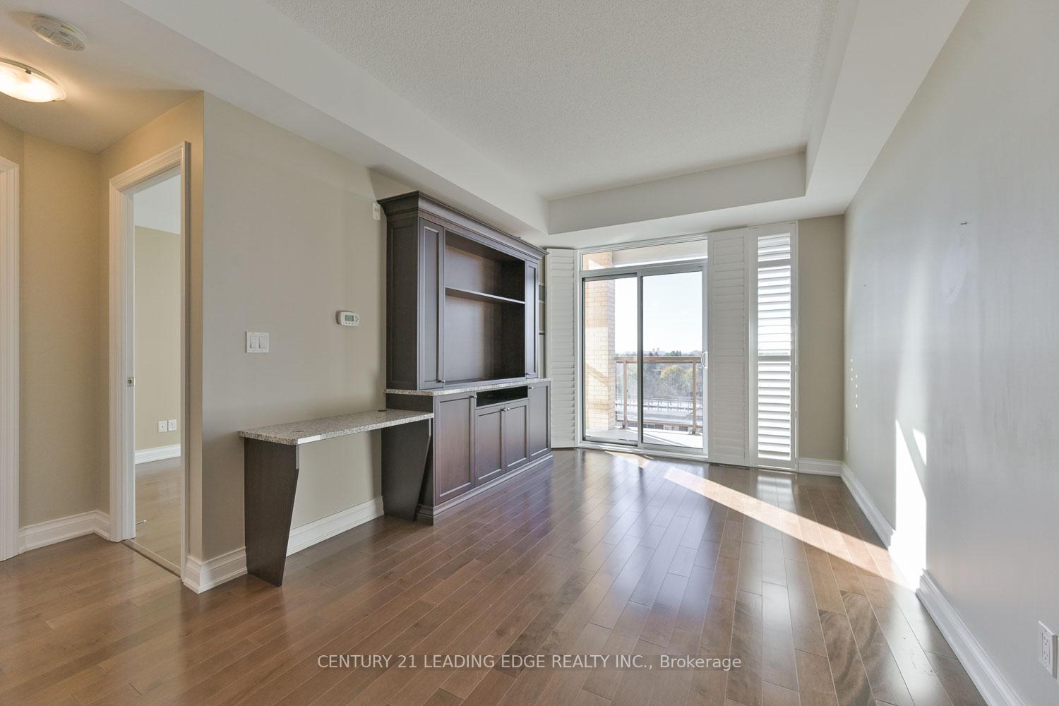 Photo 11 of Unit 604, 68 Main Street N, Markham, Old Markham Village — HOMEH