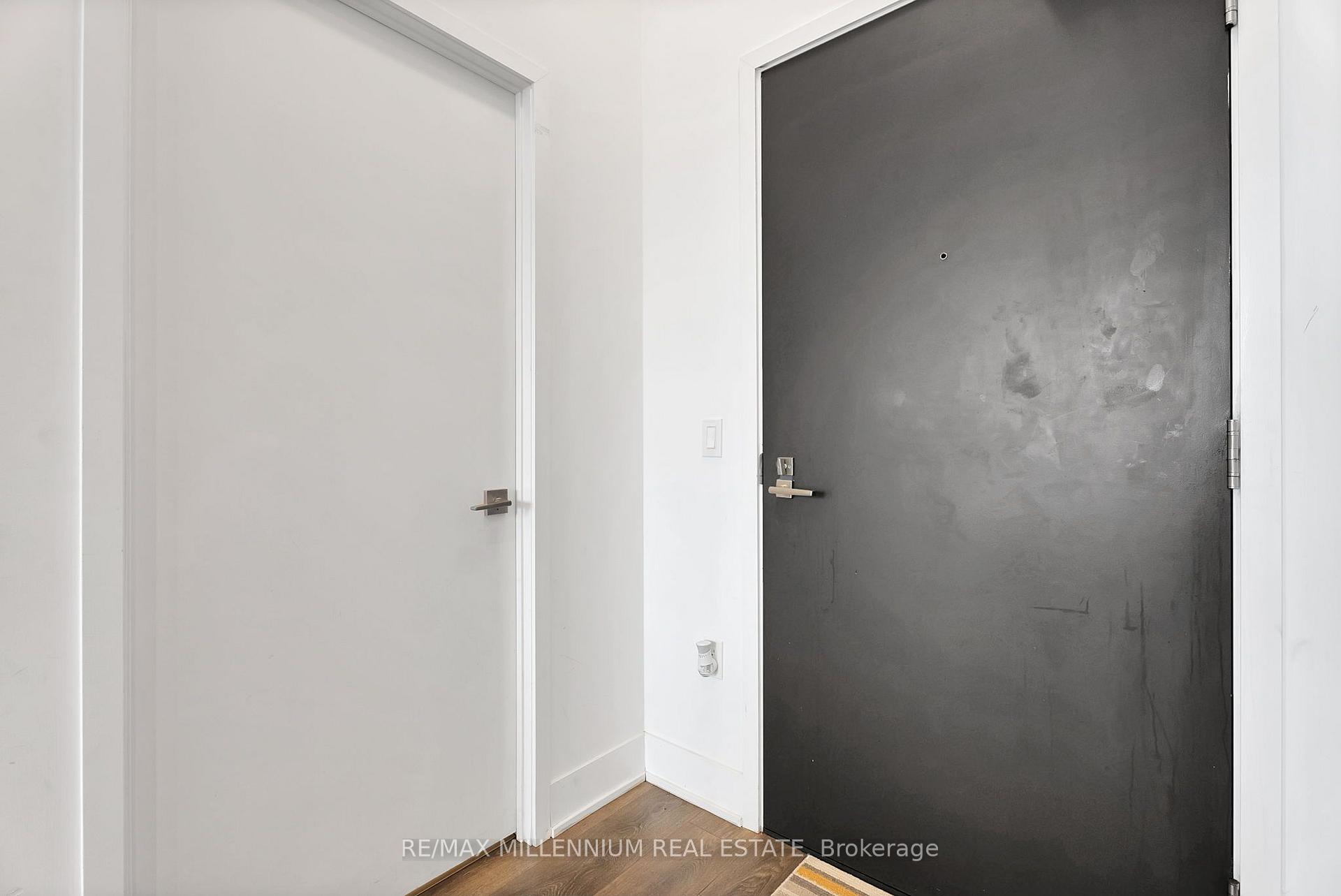 Photo 7 of Unit 219, 2908 Highway 7, Vaughan, Concord — HOMEH