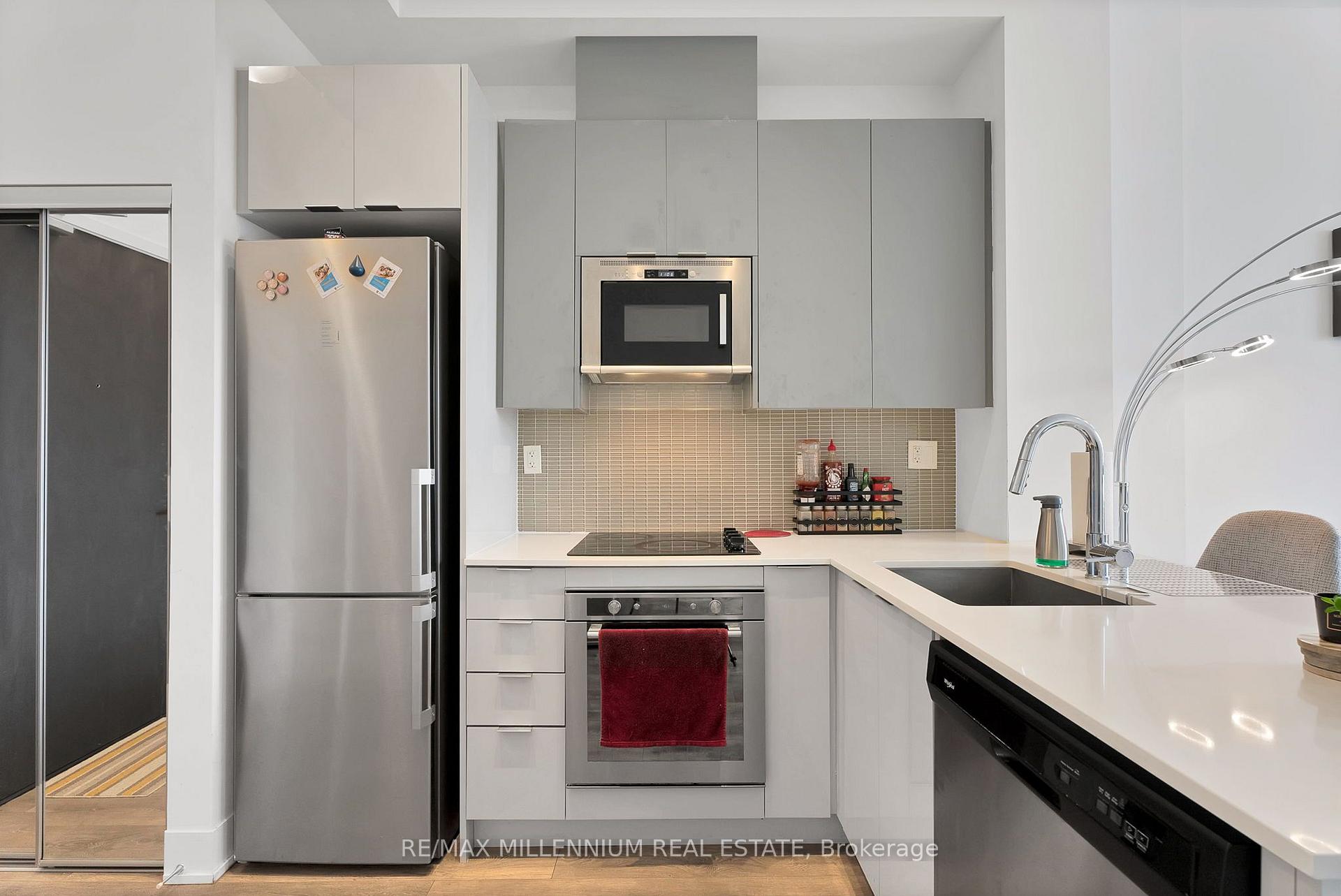 Photo 10 of Unit 219, 2908 Highway 7, Vaughan, Concord — HOMEH