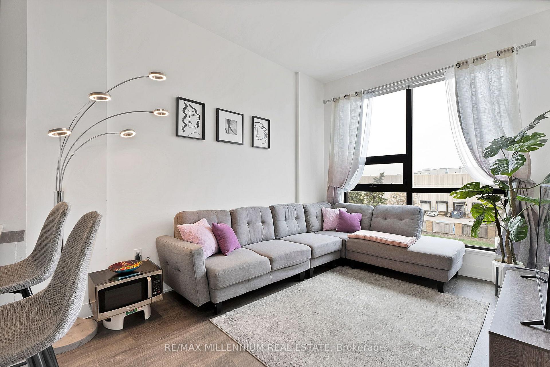 Photo 26 of Unit 219, 2908 Highway 7, Vaughan, Concord — HOMEH