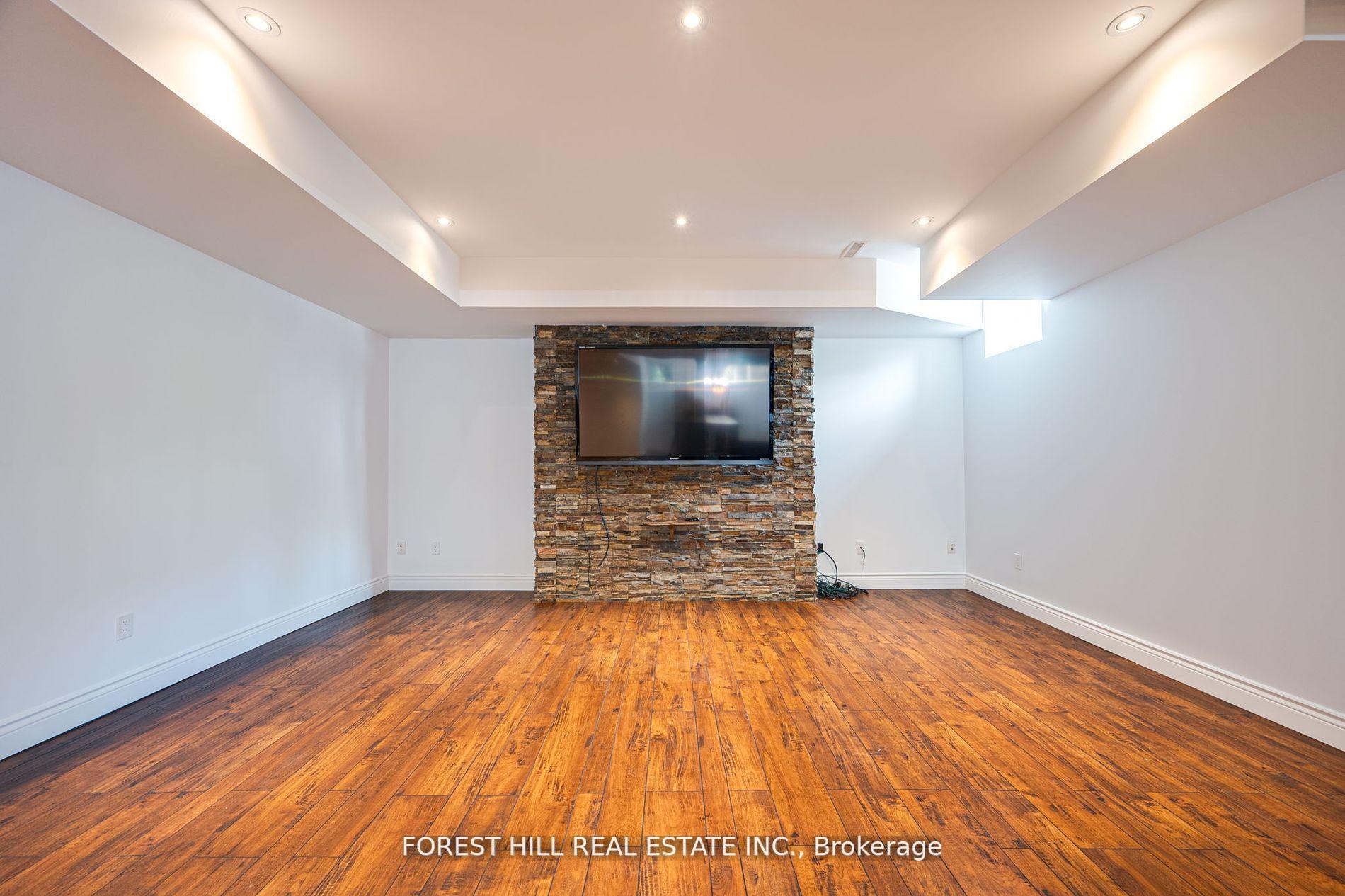 Photo 34 of 101 Glenheron Crescent, Vaughan, Patterson — HOMEH