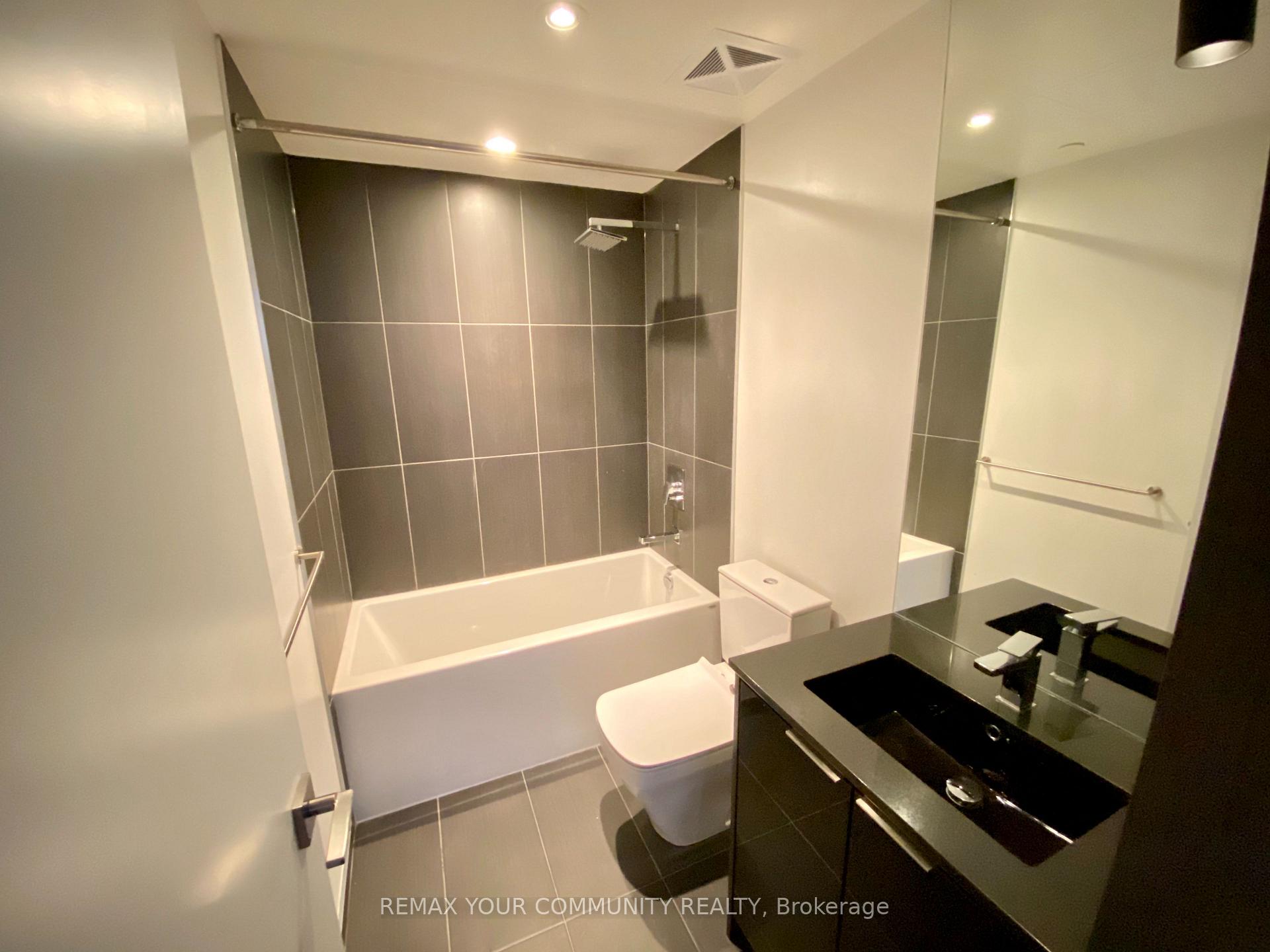 Photo 6 of Unit 4715, 70 Temperance Street, Toronto, Bay Street Corridor — HOMEH