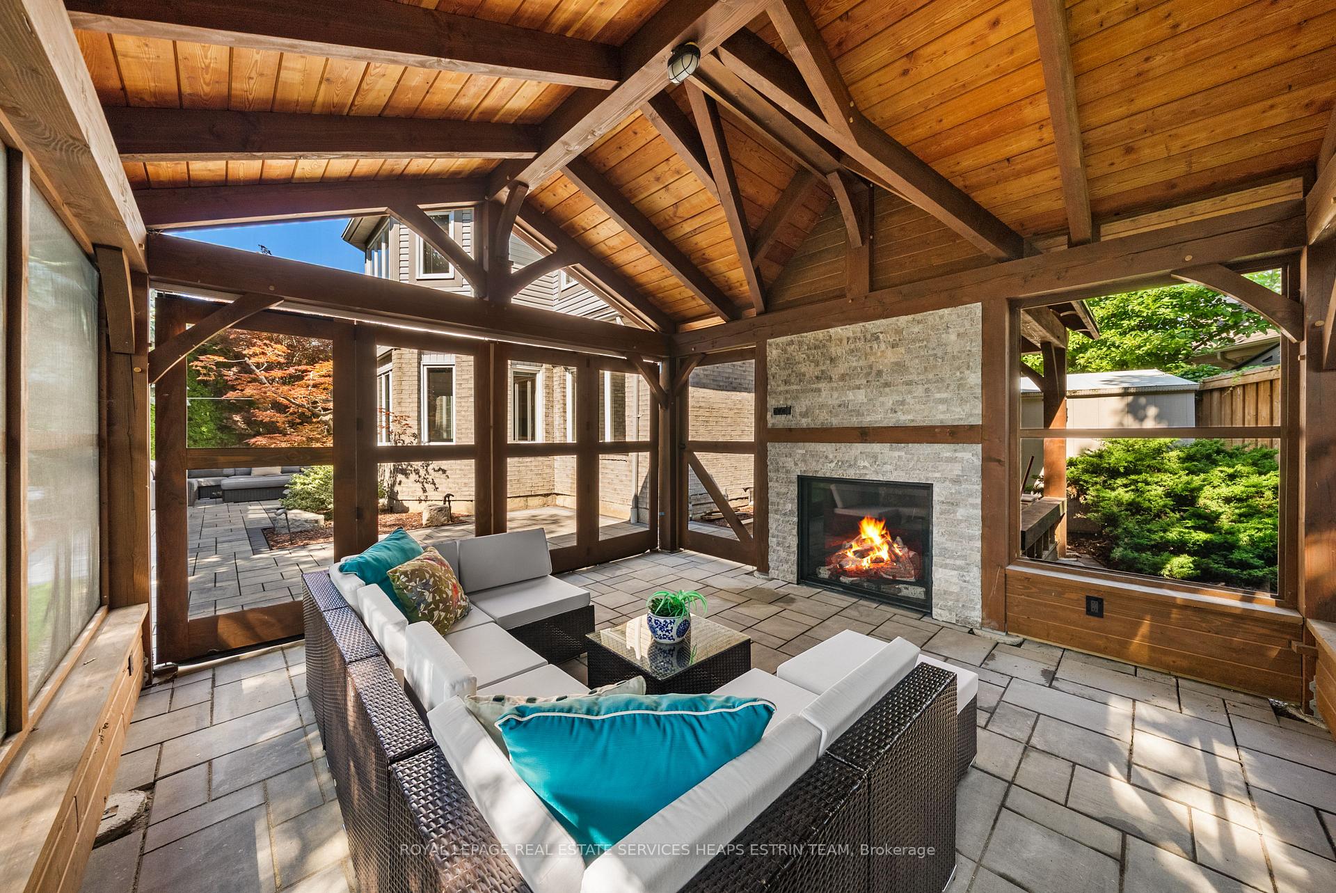 Photo 8 of 5851 Cornell Crescent, Mississauga, Central Erin Mills — HOMEH