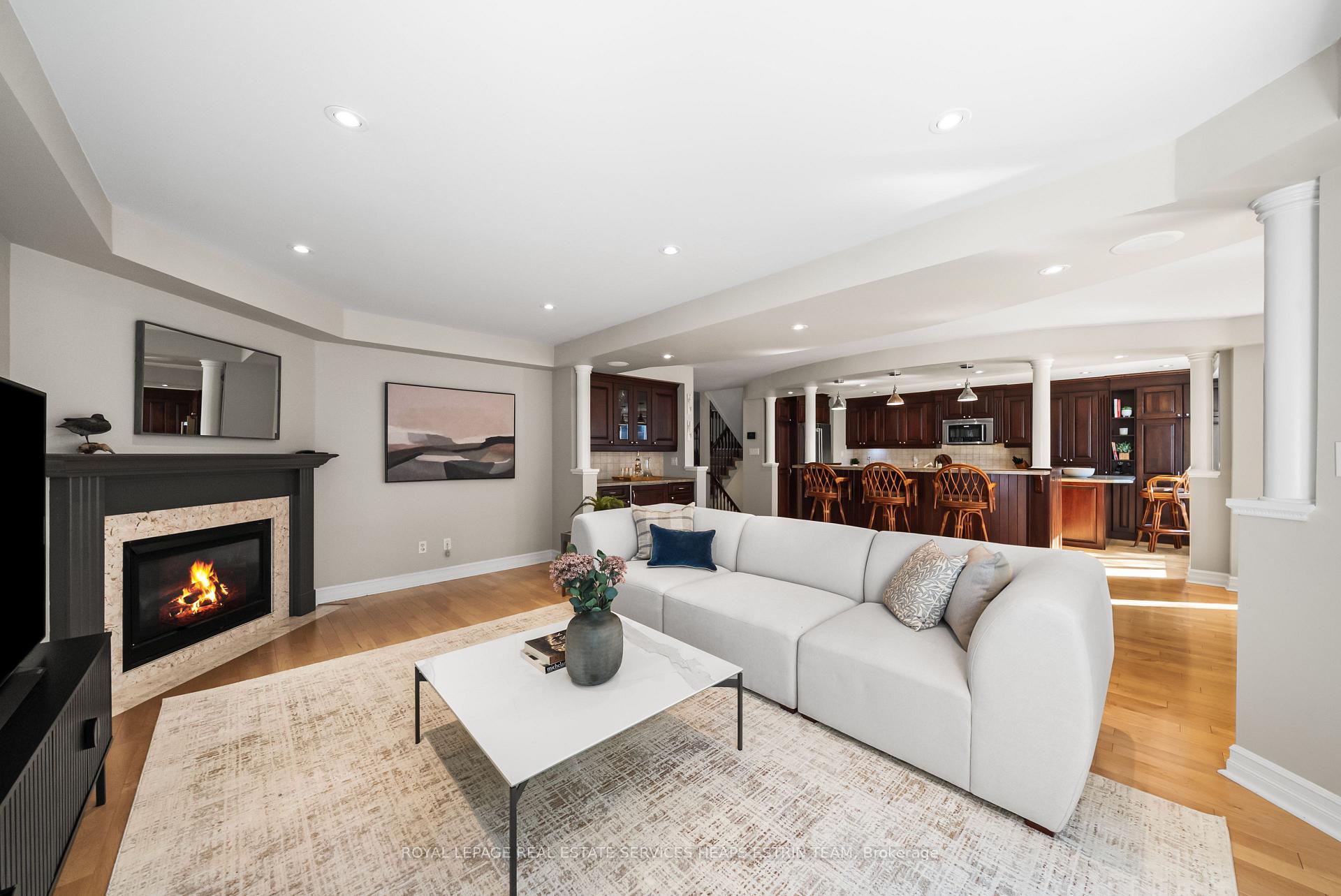 Photo 19 of 5851 Cornell Crescent, Mississauga, Central Erin Mills — HOMEH