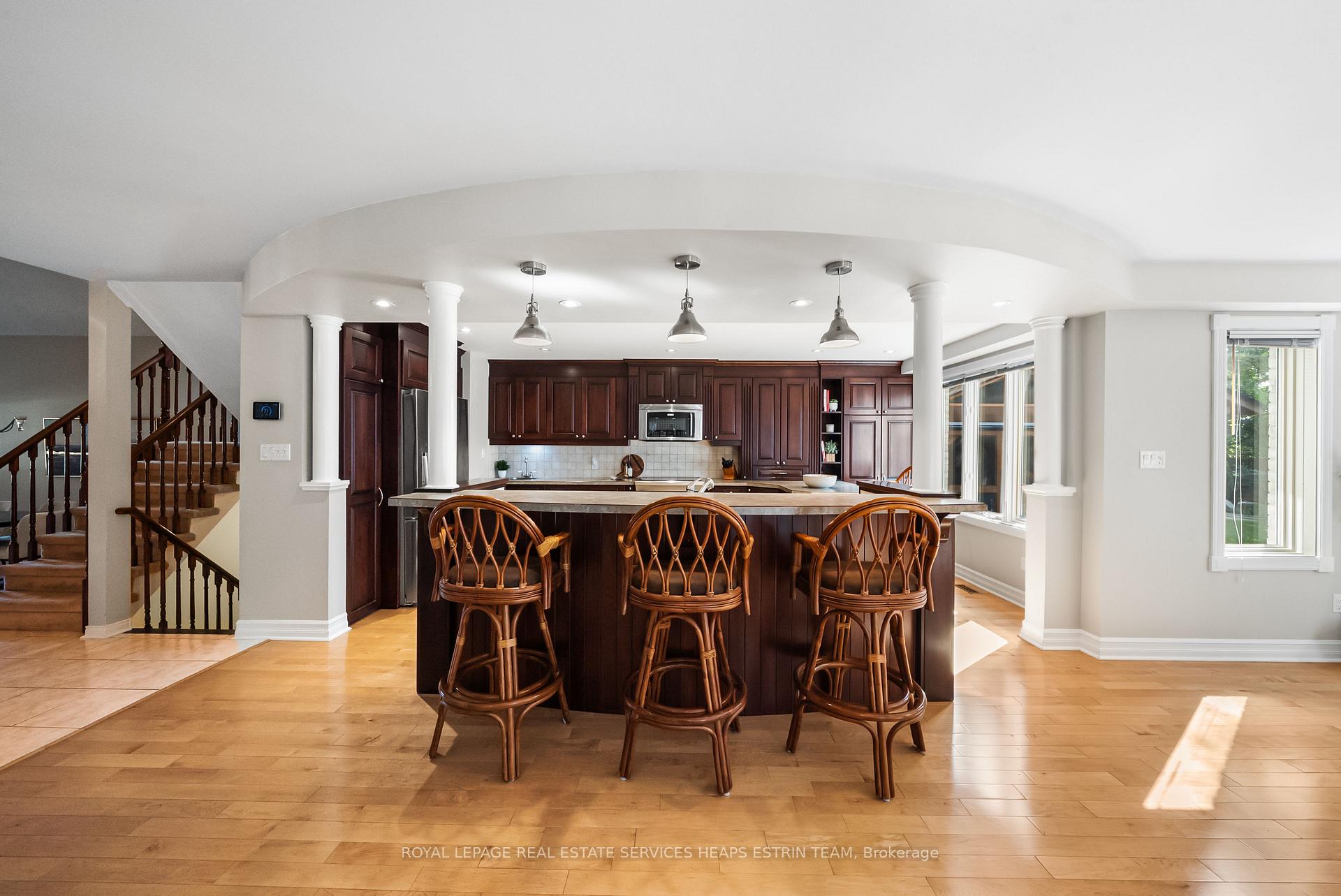 Photo 22 of 5851 Cornell Crescent, Mississauga, Central Erin Mills — HOMEH