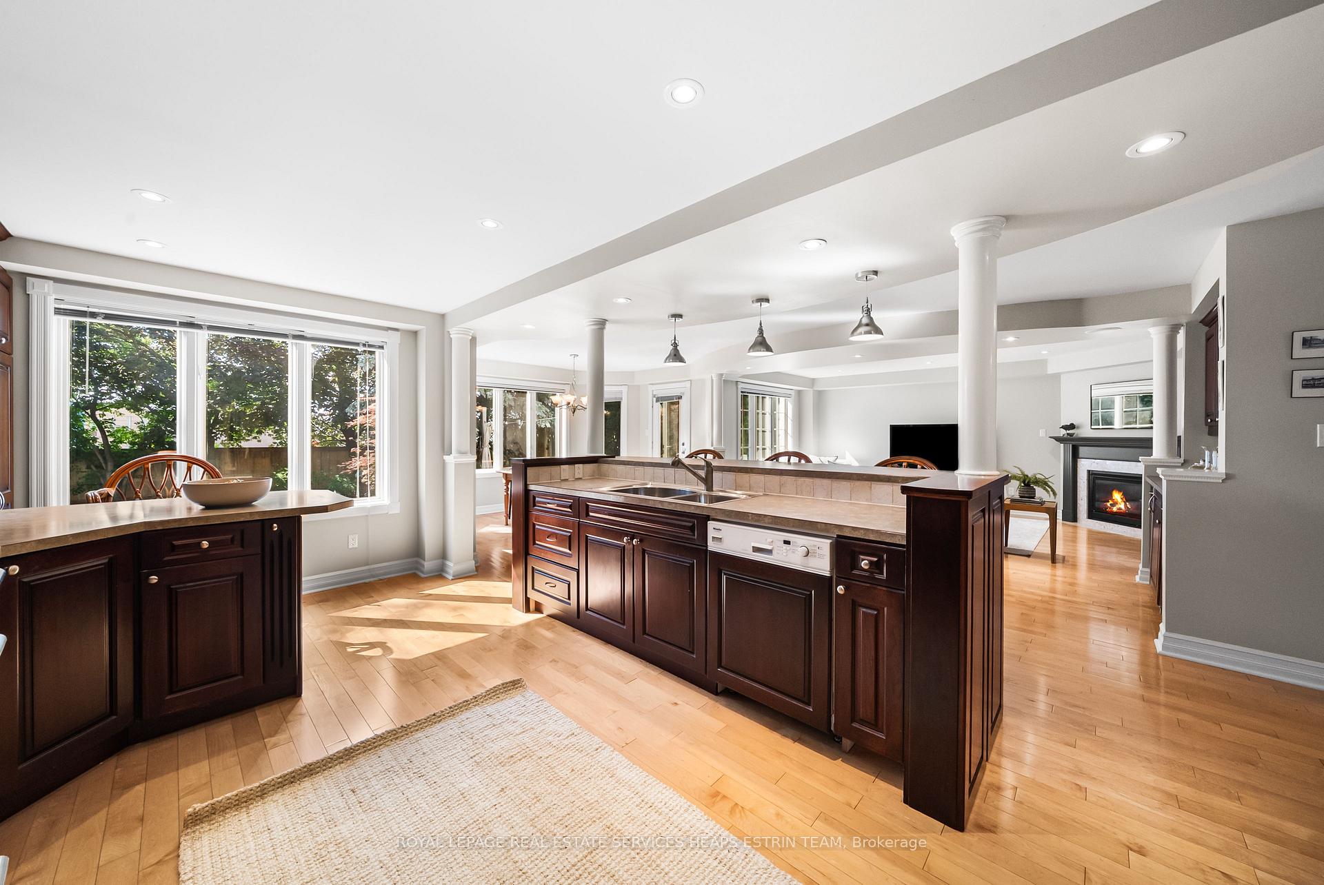 Photo 23 of 5851 Cornell Crescent, Mississauga, Central Erin Mills — HOMEH