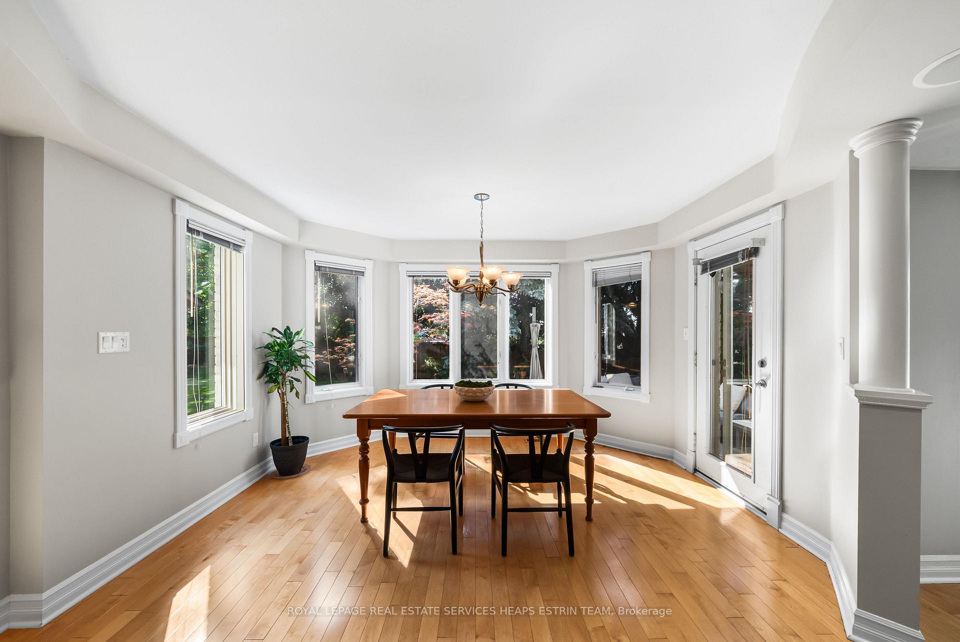 Photo 24 of 5851 Cornell Crescent, Mississauga, Central Erin Mills — HOMEH