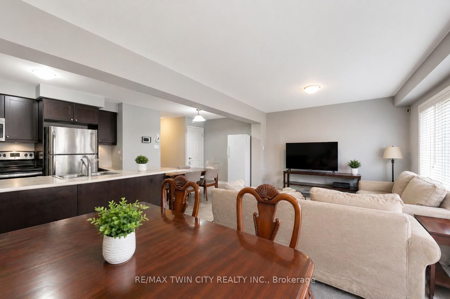 Photo 5 of 71 Glenvista Drive, Kitchener, Trussler — HOMEH
