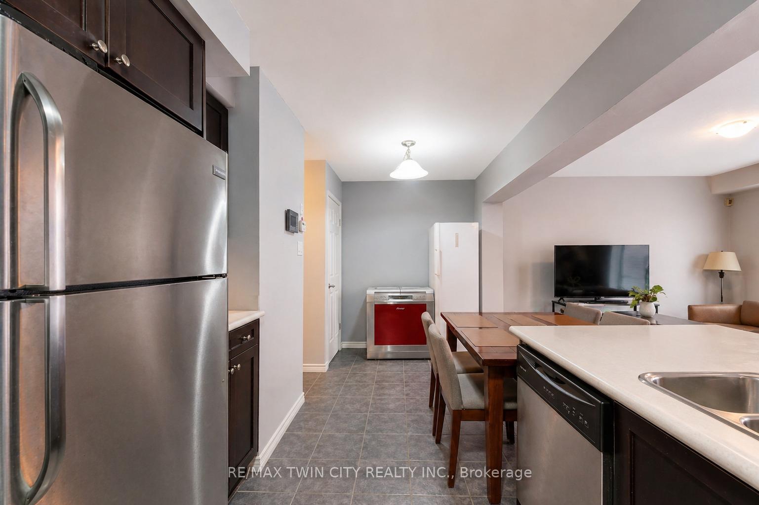 Photo 7 of 71 Glenvista Drive, Kitchener, Trussler — HOMEH