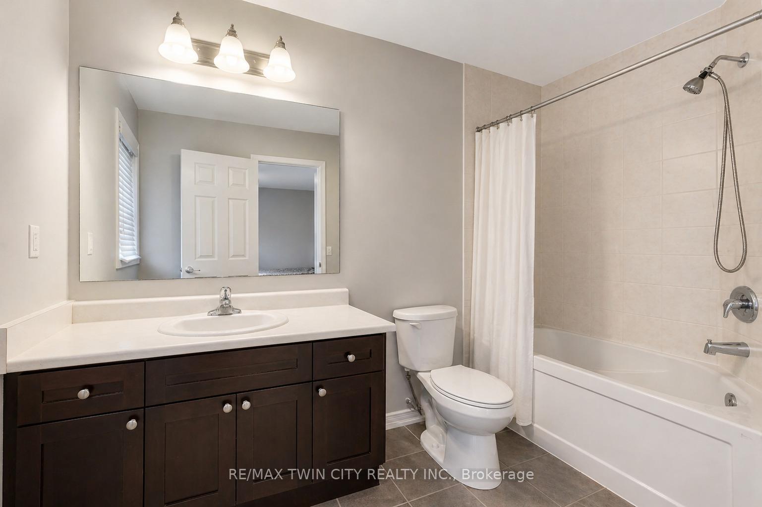 Photo 24 of 71 Glenvista Drive, Kitchener, Trussler — HOMEH