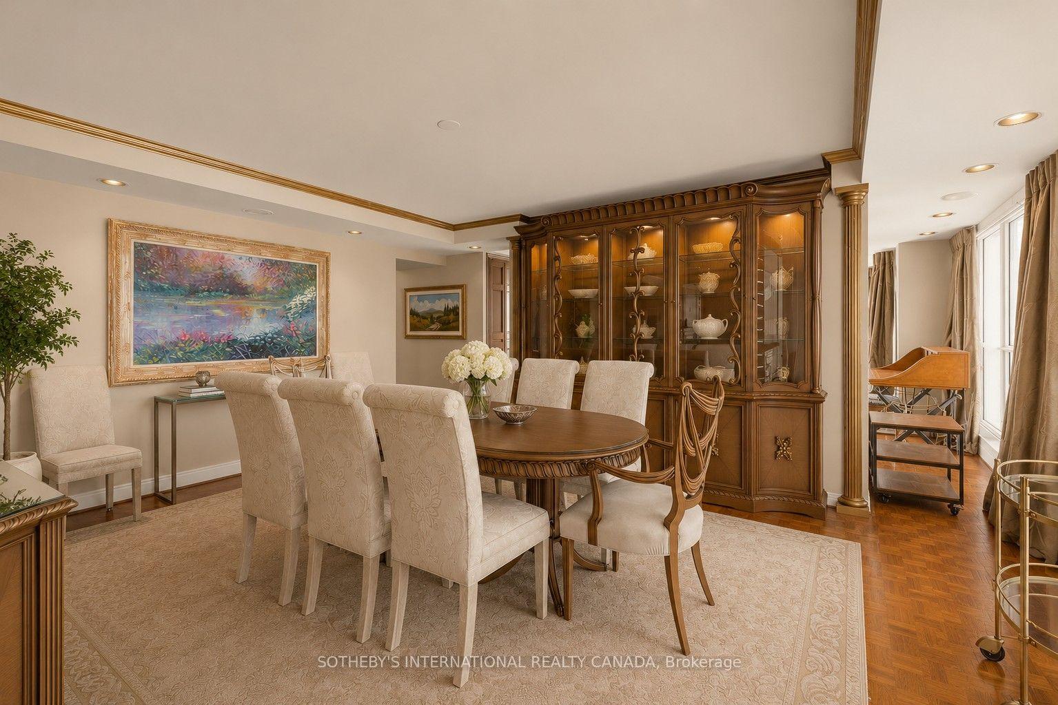 Photo 8 of Unit 1801, 63 St Clair Avenue W, Toronto, Yonge-St. Clair — HOMEH