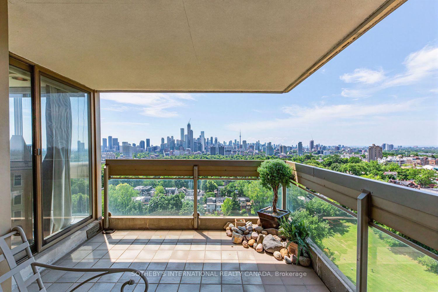 Photo 29 of Unit 1801, 63 St Clair Avenue W, Toronto, Yonge-St. Clair — HOMEH