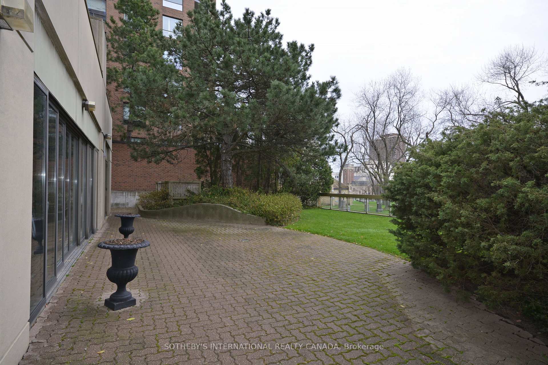 Photo 39 of Unit 1801, 63 St Clair Avenue W, Toronto, Yonge-St. Clair — HOMEH