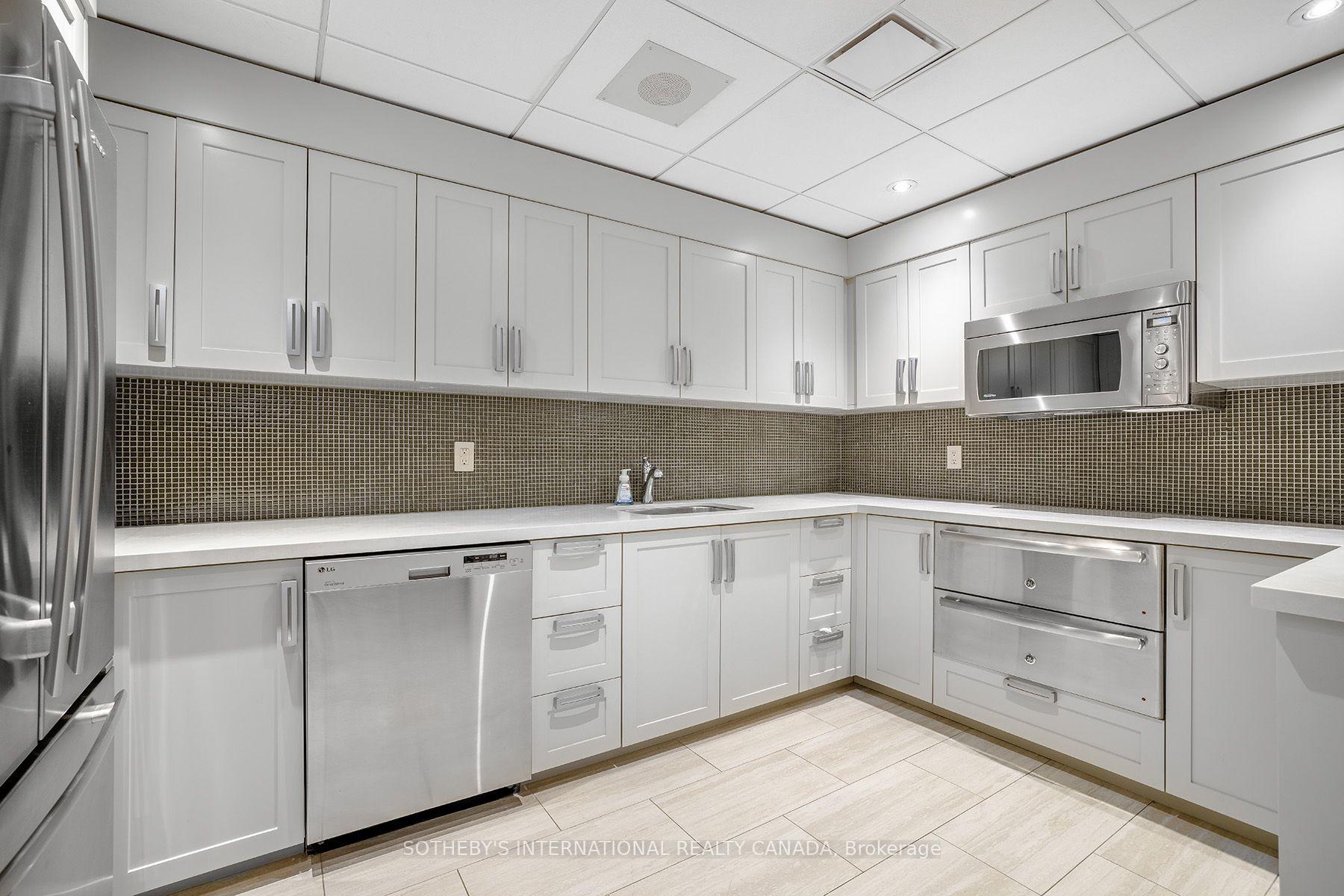 Photo 42 of Unit 1801, 63 St Clair Avenue W, Toronto, Yonge-St. Clair — HOMEH