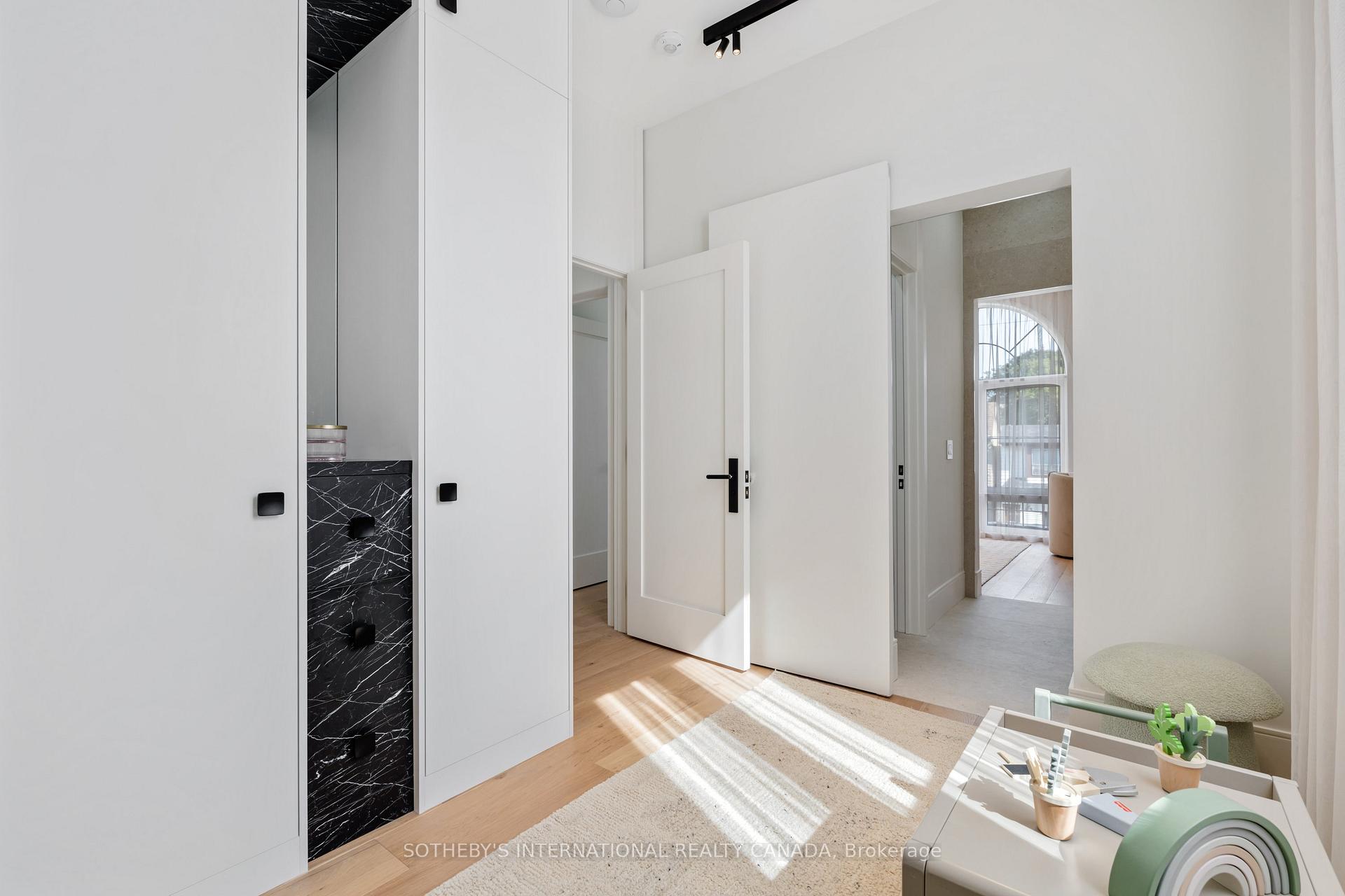 Photo 17 of 566 Delaware Avenue N, Toronto, Wychwood — HOMEH