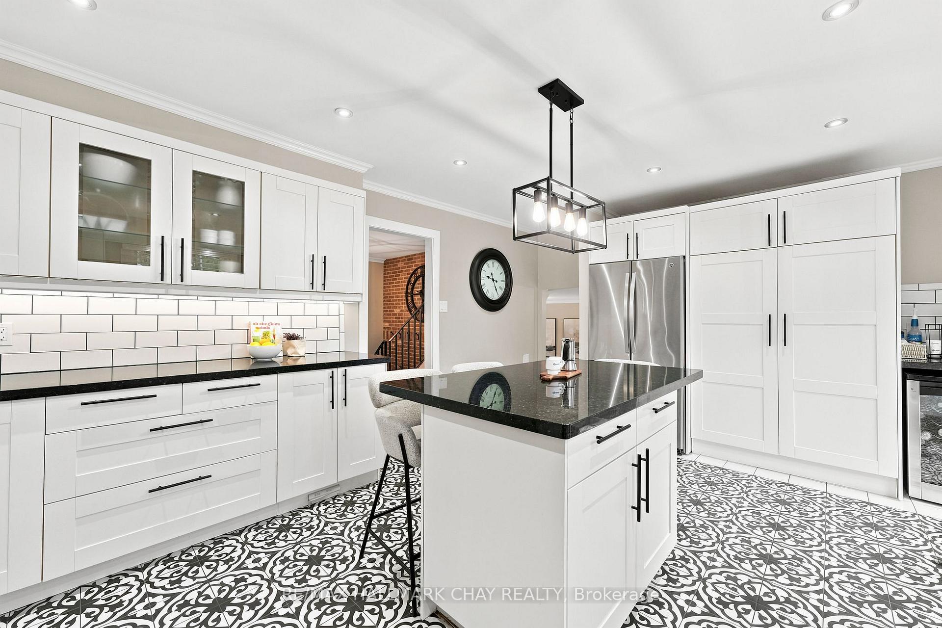 Photo 6 of 1180 St Vincent Street, Springwater, Midhurst — HOMEH