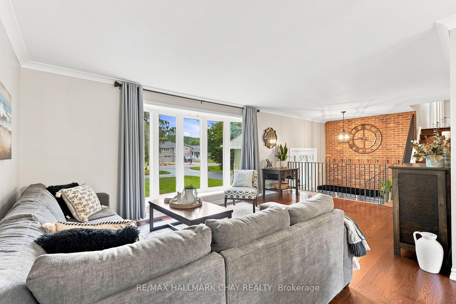 Photo 8 of 1180 St Vincent Street, Springwater, Midhurst — HOMEH