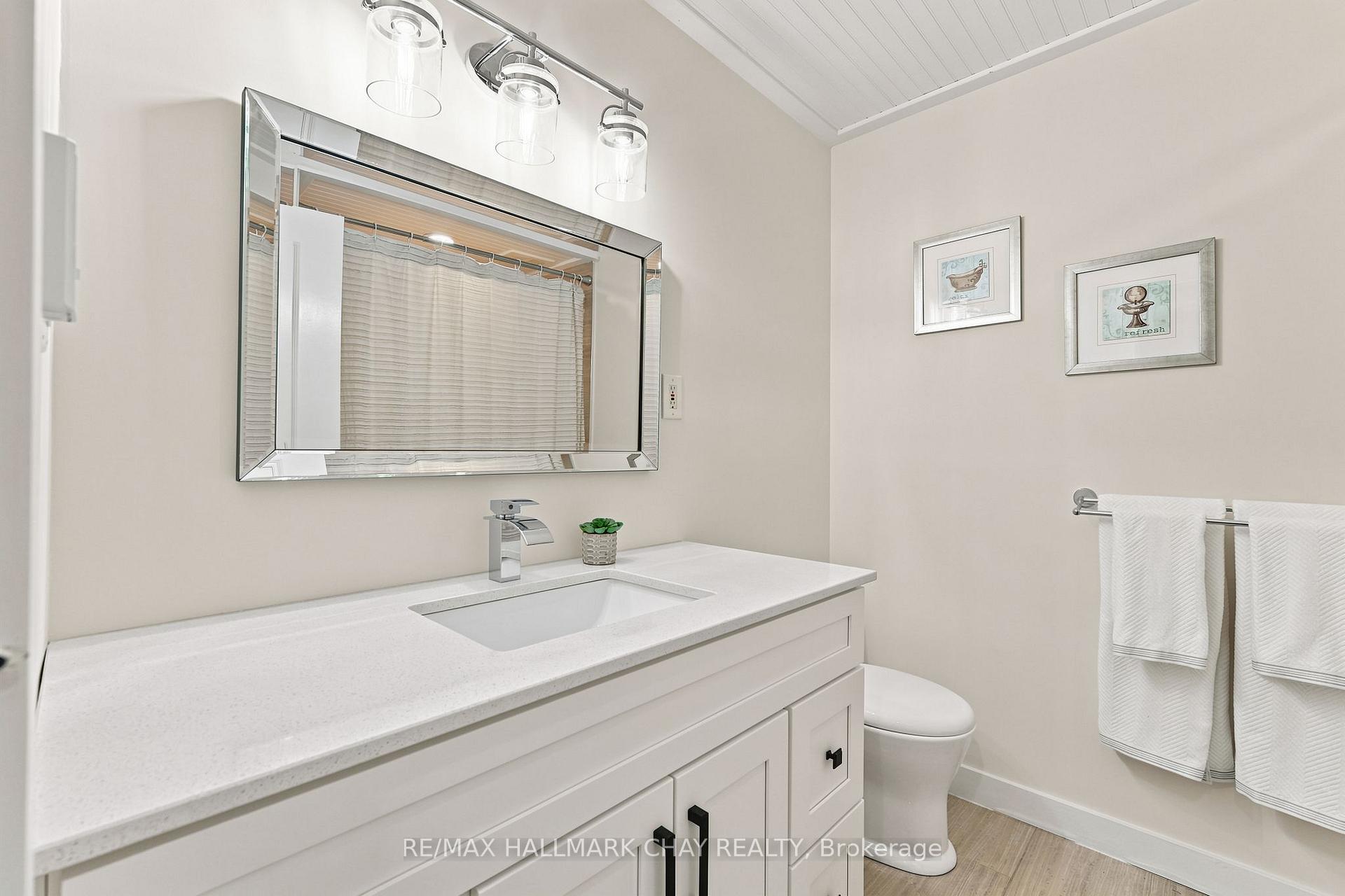 Photo 18 of 1180 St Vincent Street, Springwater, Midhurst — HOMEH