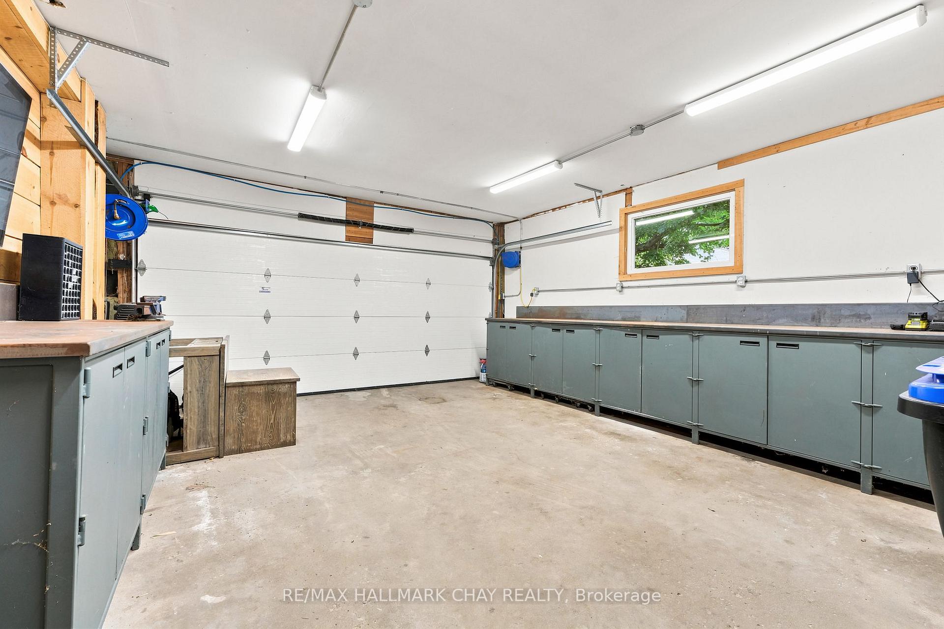 Photo 28 of 1180 St Vincent Street, Springwater, Midhurst — HOMEH