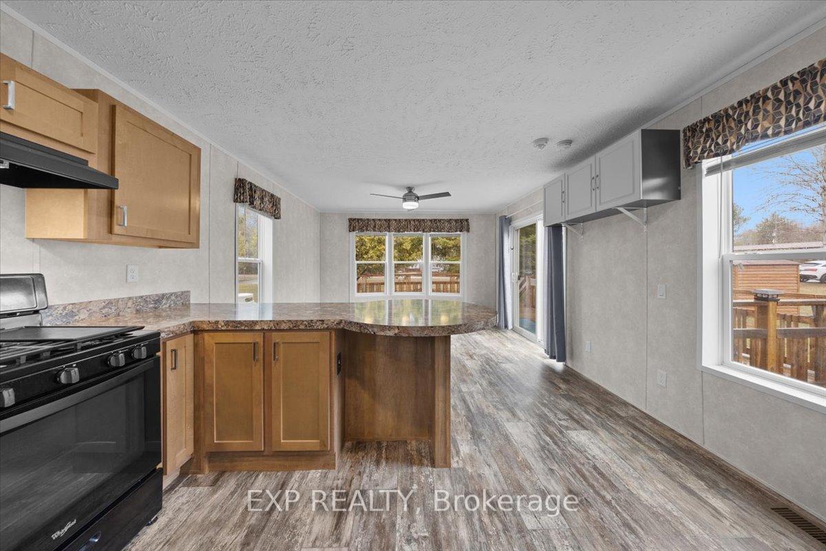 Photo 31 of 114 Harold Valley Drive, Ottawa, Kinburn — HOMEH