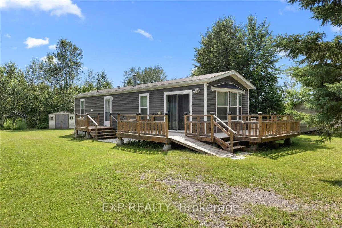 Photo 11 of 114 Harold Valley Drive, Ottawa, Kinburn — HOMEH