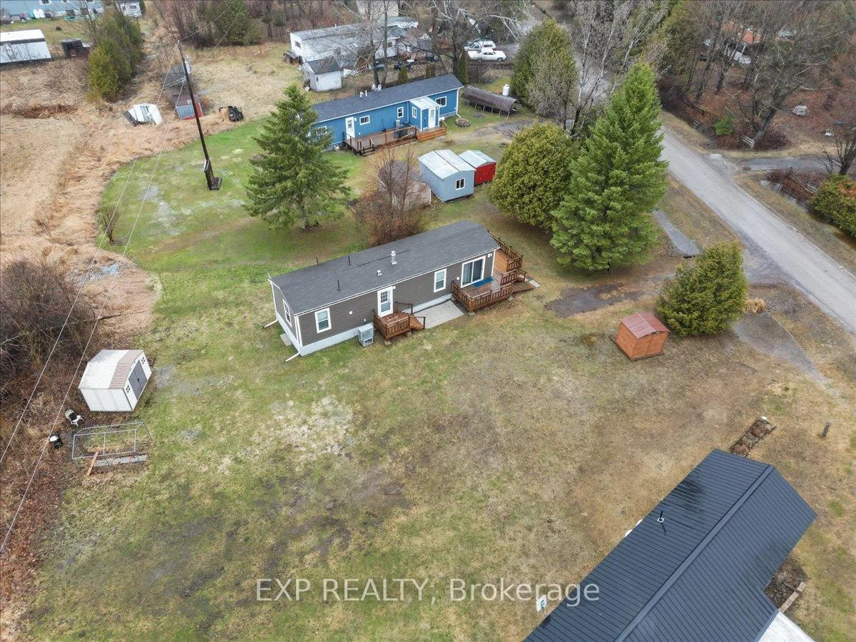 Photo 10 of 114 Harold Valley Drive, Ottawa, Kinburn — HOMEH