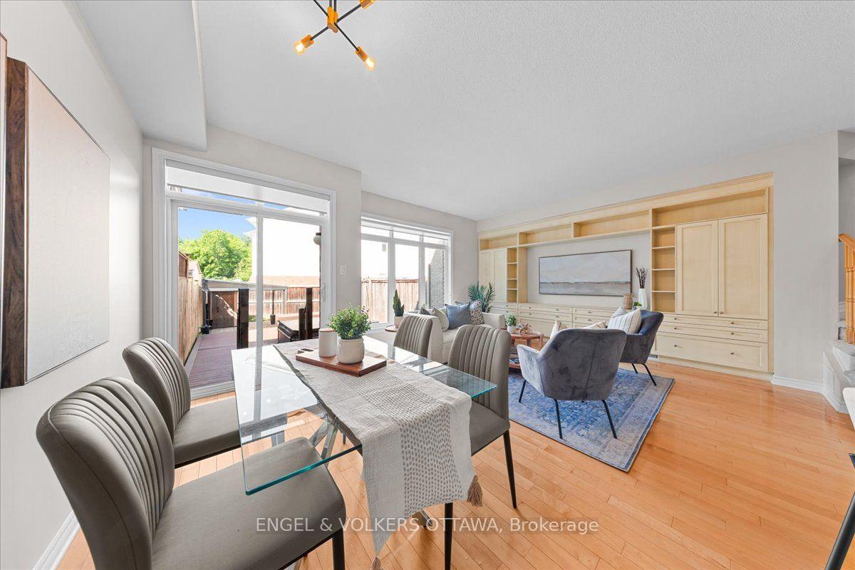 Photo 13 of 104 Jersey Tea Circle, Ottawa, Riverside South/Gloucester Glen — HOMEH