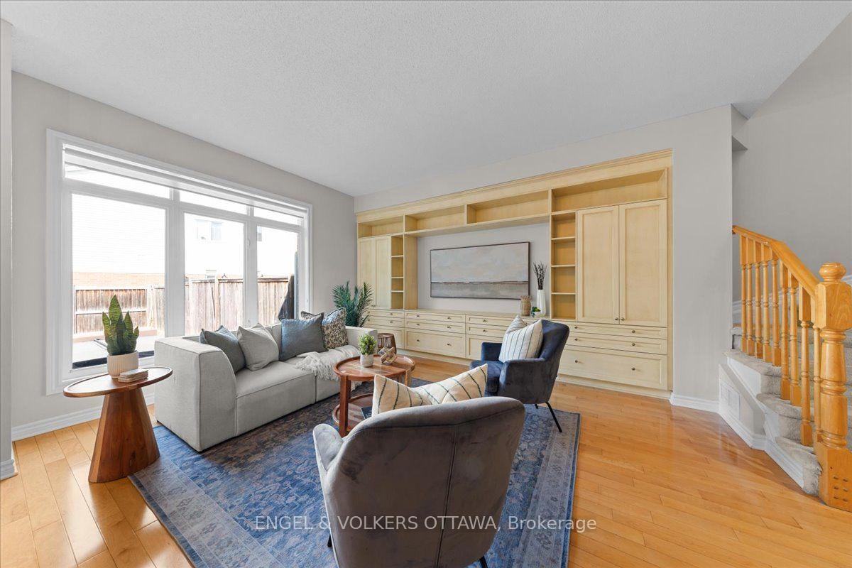 Photo 14 of 104 Jersey Tea Circle, Ottawa, Riverside South/Gloucester Glen — HOMEH