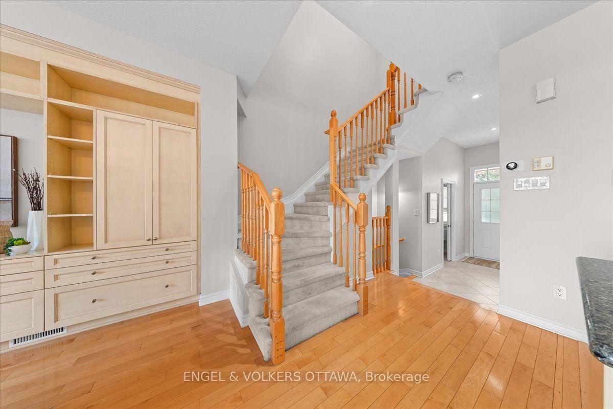 Photo 20 of 104 Jersey Tea Circle, Ottawa, Riverside South/Gloucester Glen — HOMEH