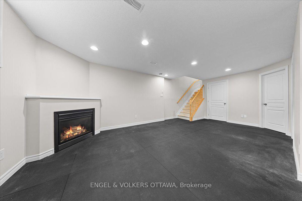Photo 34 of 104 Jersey Tea Circle, Ottawa, Riverside South/Gloucester Glen — HOMEH